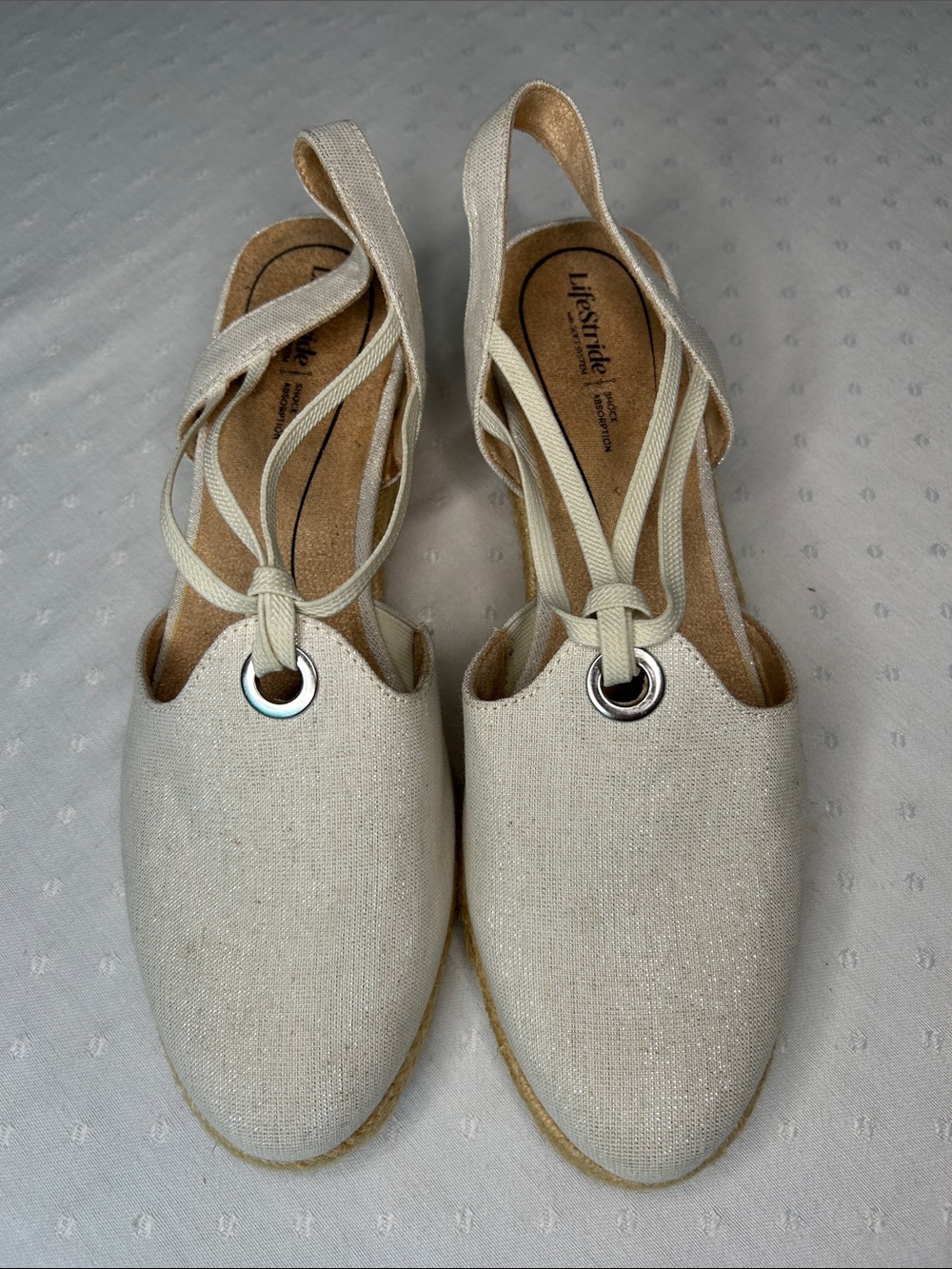 Life Stride comfy shimmery silver Cream Slingback Espadrille Flats w Lace Tie